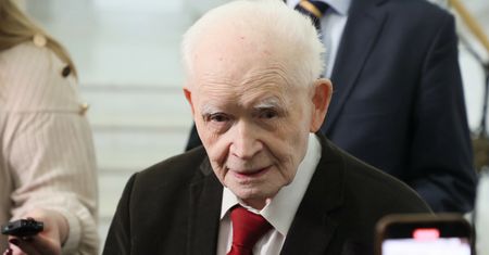 "To co zrobił Ziobro, to zbrodnia". Ostre słowa prof. Strzembosza