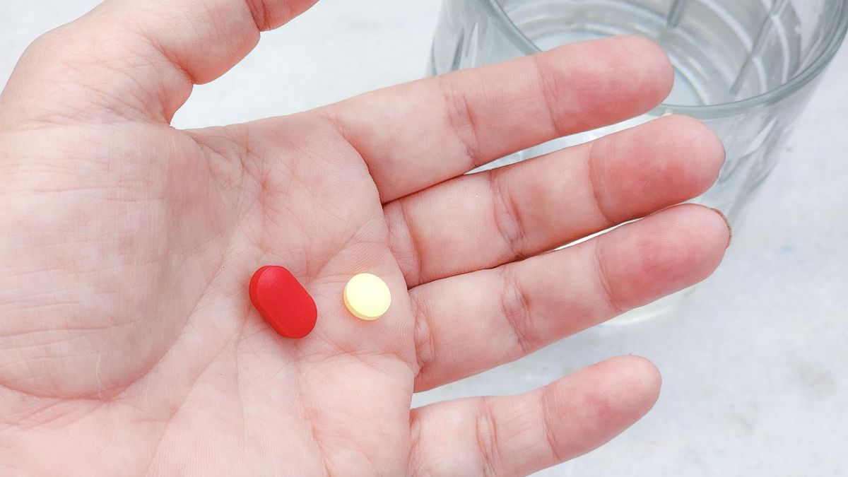 Najlepiej dostarczać magnez i witaminę B6 z codziennej diety, choć czasem konieczna jest suplementacja