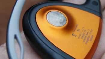 Nowe, sportowe słuchawki Bluetooth Samsunga 1