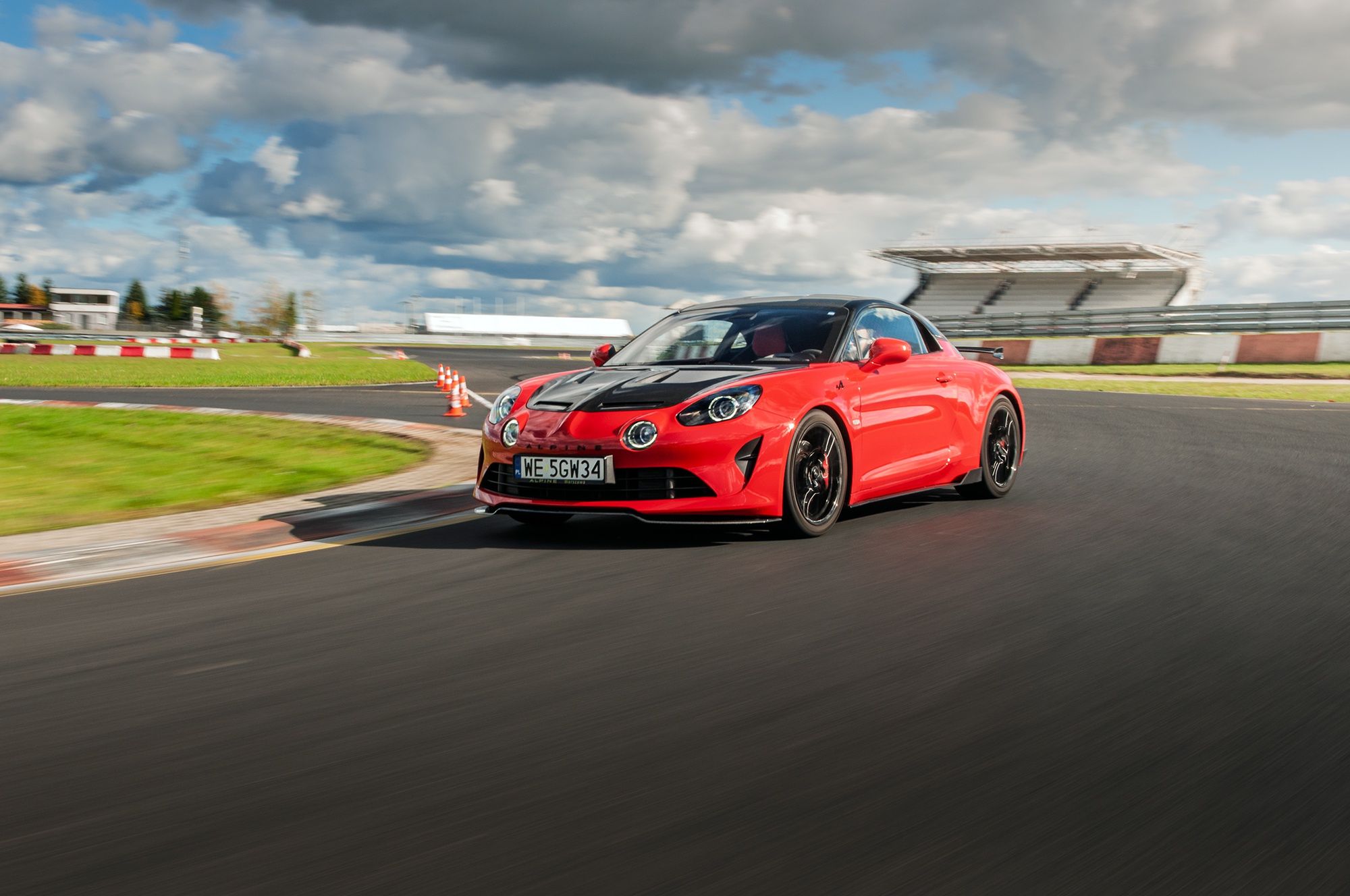 Alpine A110 R (2025)