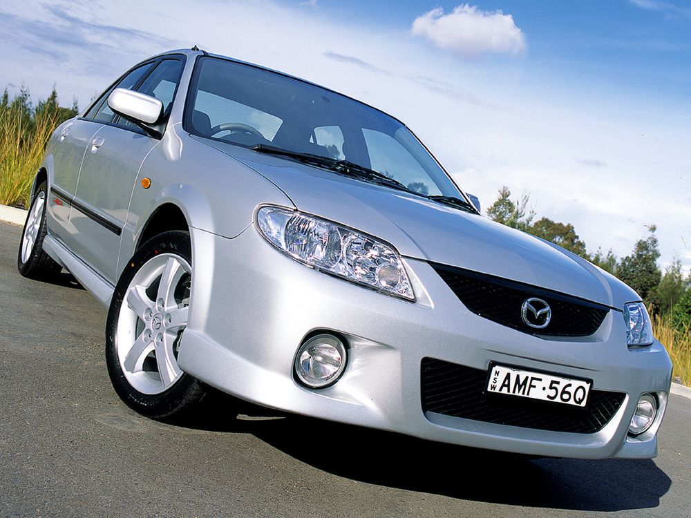 Mazda 323 1