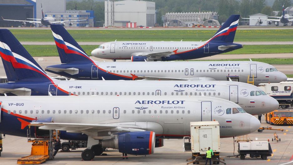 Samoloty rosyjskiej linii lotniczej Aeroflot na lotnisku w Moskwie 