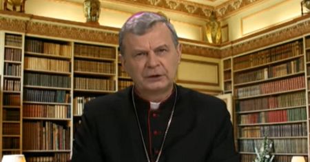 Biskup apeluje do Polaków. "Niech w święta nie będzie alkoholu"