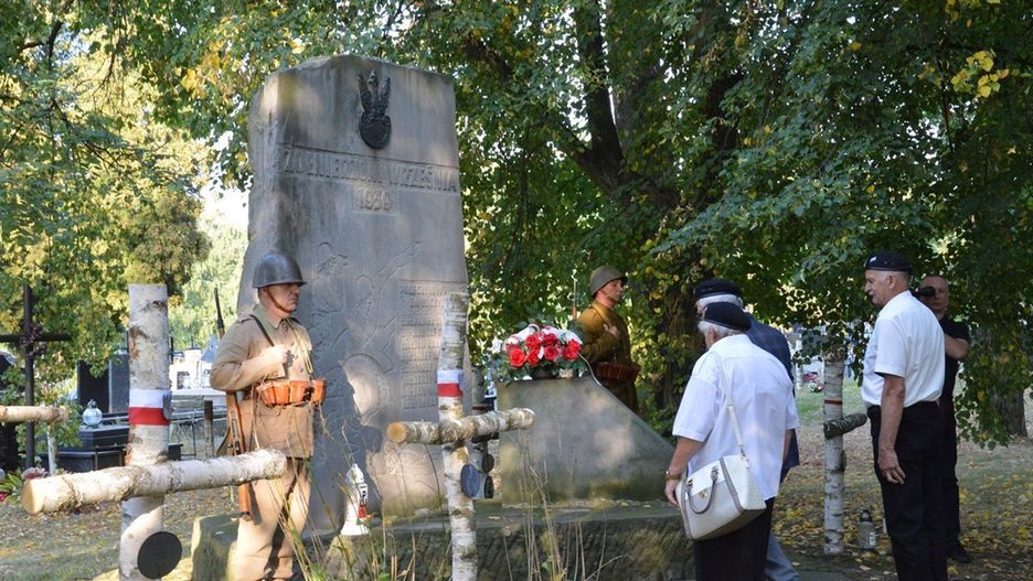 Uczczono pamięć tych, którzy oddali życie w obronie Ojczyzny