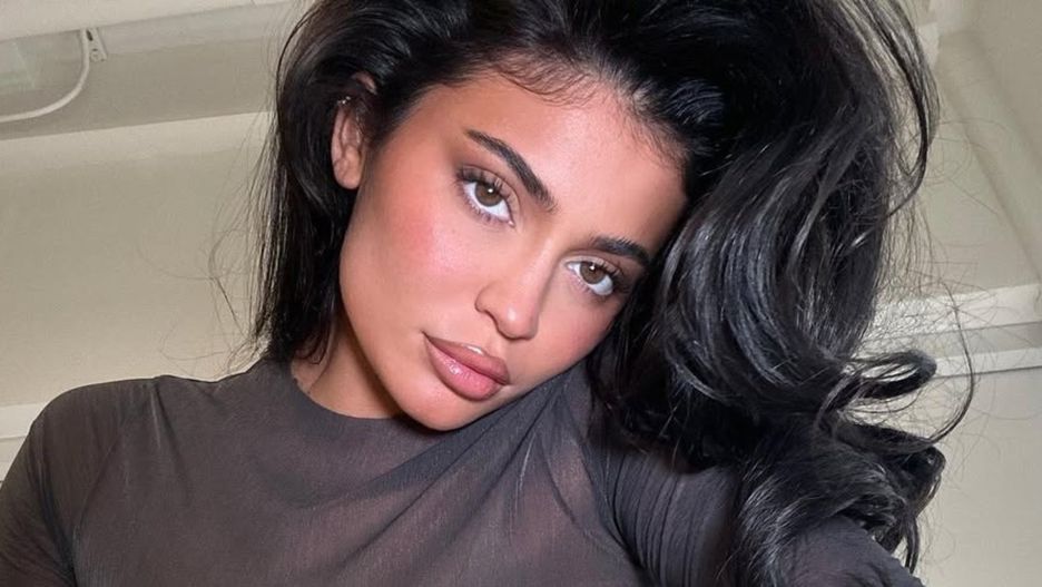 Kylie Jenner lansuje najgłośniejszy trend na sezon zimowy 