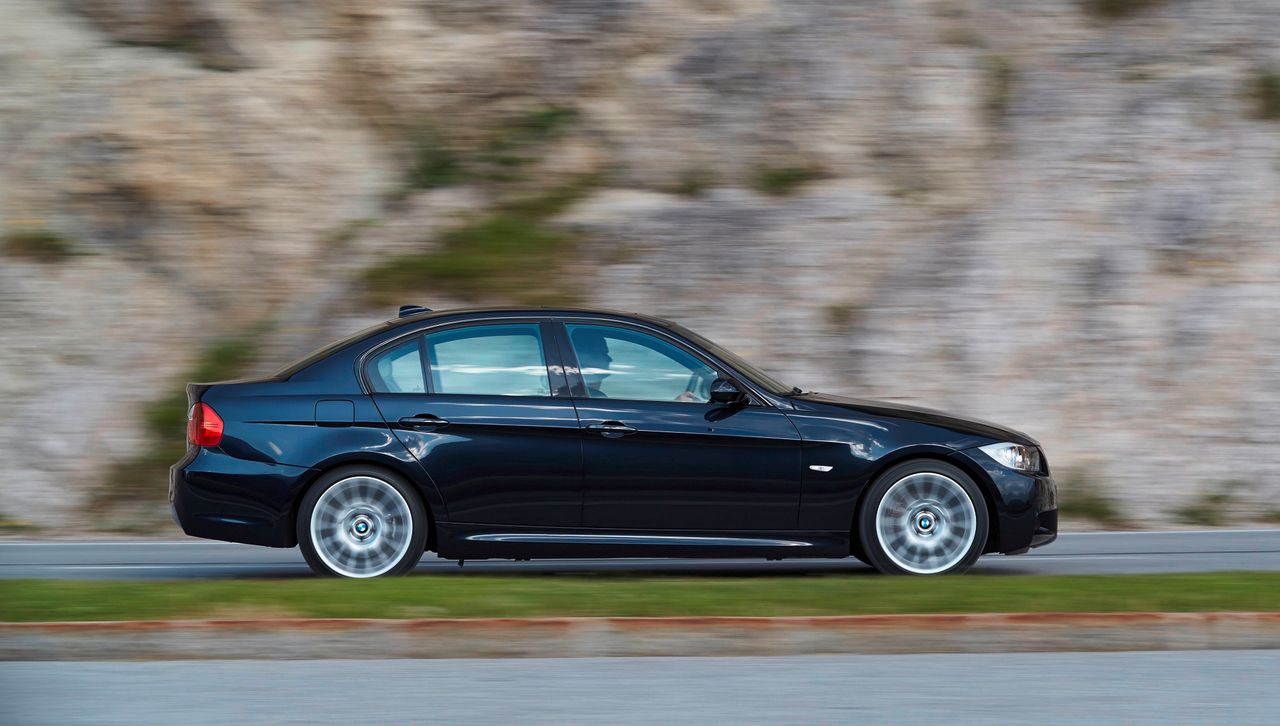 Używane BMW 320si to rarytas czy wpadka? Okazuje się, że jedno i drugie