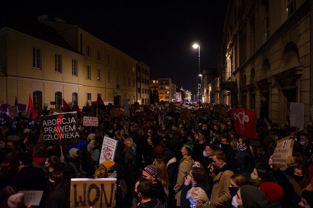 Lubelskie. Biura parlamentarzystów PiS zdewastowane