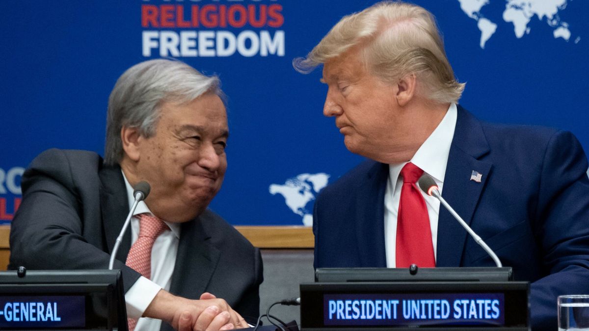 arch36
TOPSHOT - US President Donald Trump shakes hands with UN Secretary General Antonio Guterres (L) as he attends a United Nations event on Religious Freedom at UN Headquarters in New York, September 23, 2019, on the sidelines of the UN General Assembly. (Photo by SAUL LOEB / AFP)
SAUL LOEB