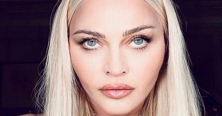 Madonna pokazuje cudze nagie ciało? "Dlaczego muszę się tłumaczyć?"