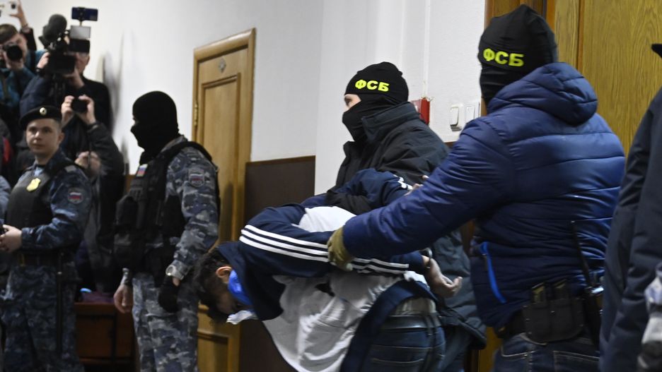 Po ataku na salę koncertową Crocus City Hall w Rosji nasilają się prześladowania migrantów z Azji Centralnej