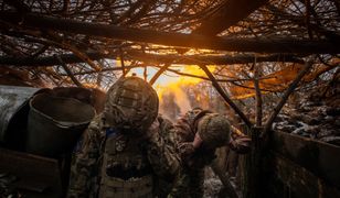 Rosjanie są u bram. Ukraińcy odpierają "mięsne szturmy" [RELACJA NA ŻYWO]