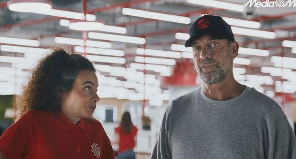 Jürgen Klopp mówi po polsku w świątecznej kampanii MediaMarkt