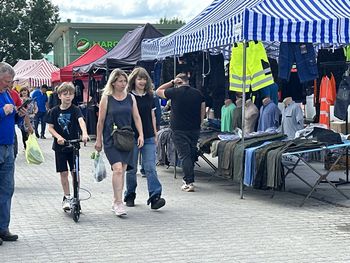 Tłumy i hity na czerwcowej giełdzie w Sandomierzu. Zobacz zdjęcia