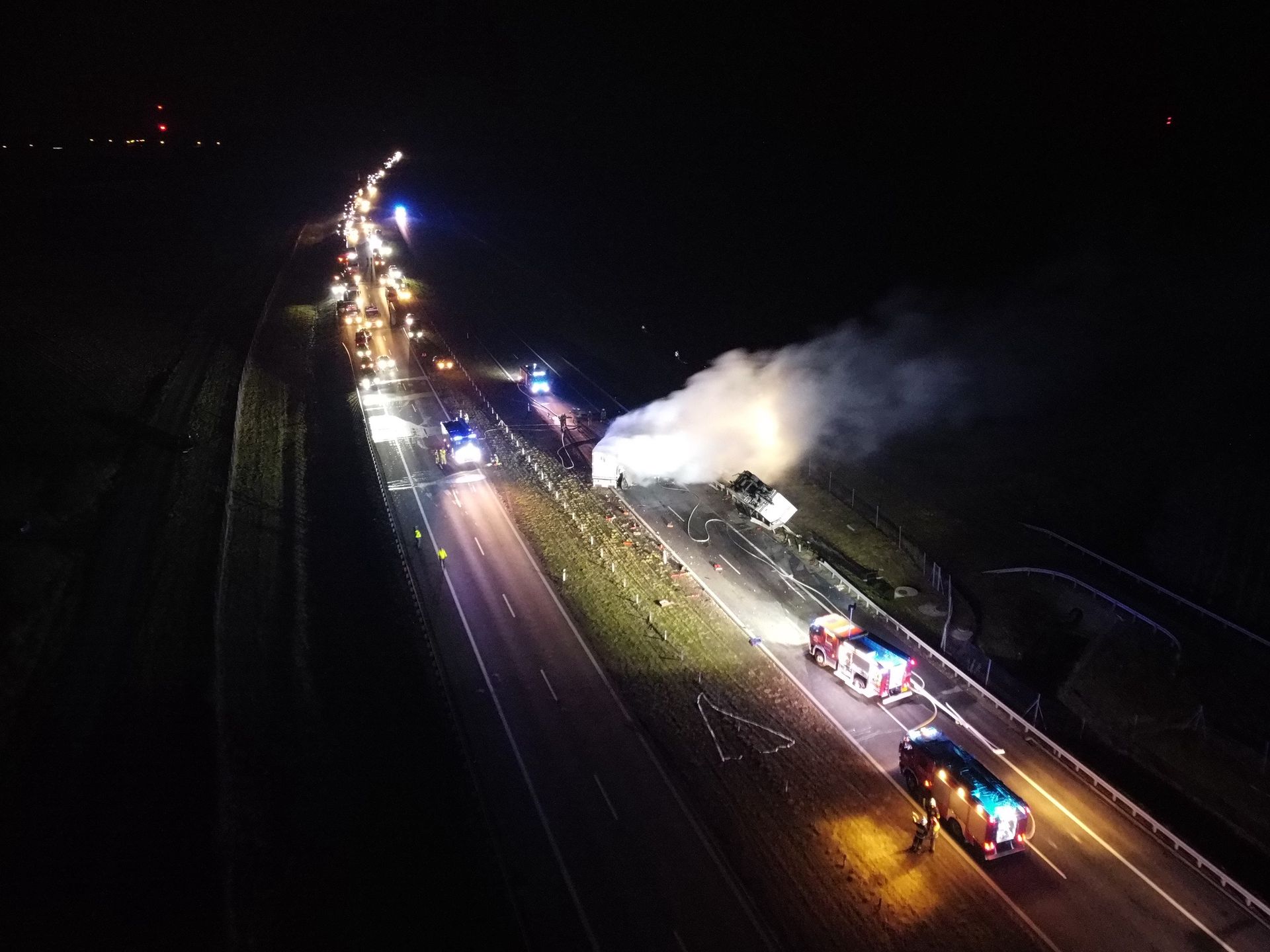 Kierowca spłonął w kabinie. Koszmar na S8