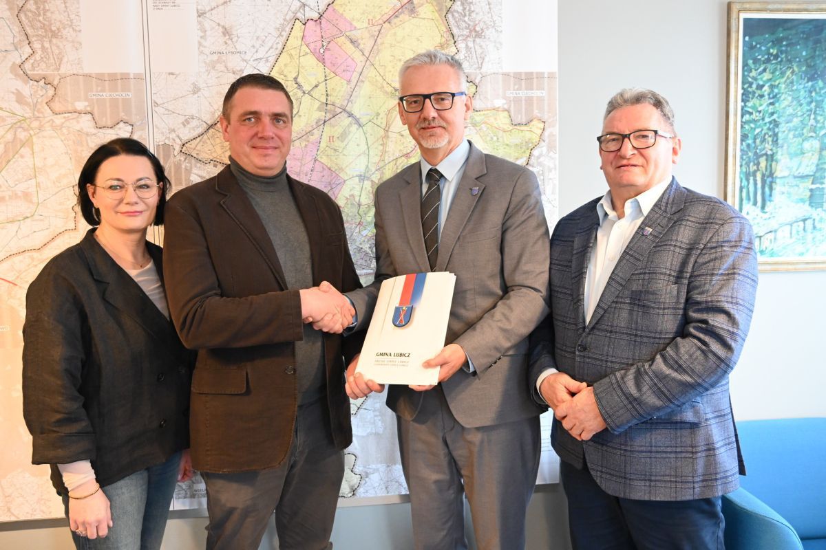 Z umową na inwestycje drogowe w Lubiczu Górnym