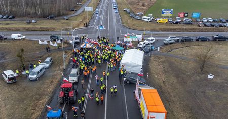 Mają dość blokad rolników. "Jesteśmy w ruinie"