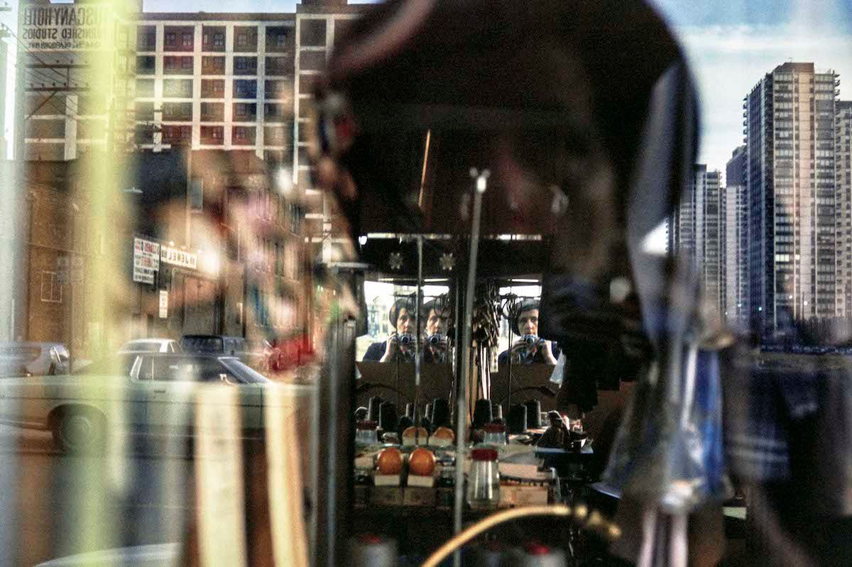 Kolorowe zdjęcia Vivian Maier opublikowane po raz pierwszy 2