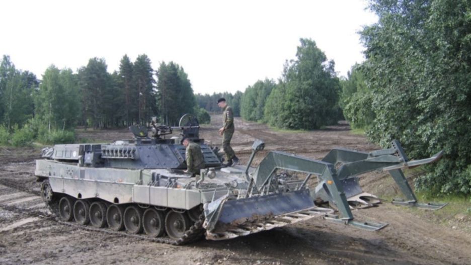 Taki pojazd bojowy skonstruowali Finowie na bazie Leopardów 2A4