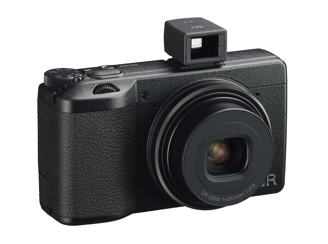Ricoh GR IIIx – nowa generacja kompaktu do fotografii ulicznej z innym obiektywem 4