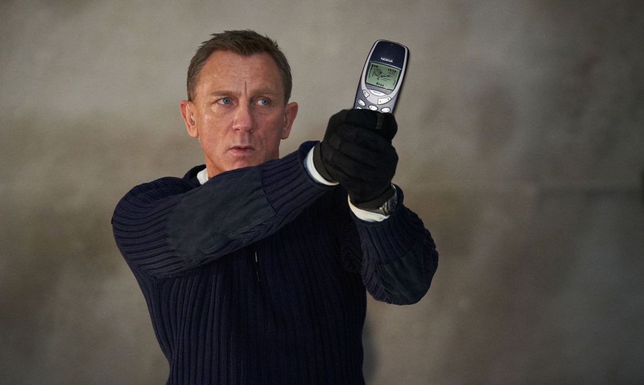 James Bond może wrócić na plan zdjęciowy z nową nokią. Powodu się pewnie domyślacie