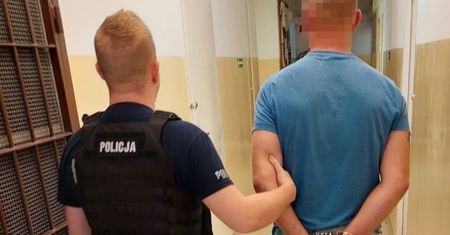 Już czekał na samolot do Norwegii. 43-latek wpadł na lotnisku w Balicach