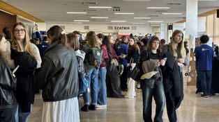 Toruń: "Dzień na UMK". Maturzyści z regionu odwiedzili uczelnię