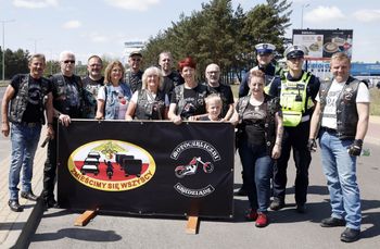 Motocykliści w Grudziądzu zapewniali kierowców samochodów: - Na drogach "Zmieścimy się wszyscy"!