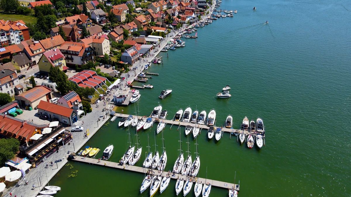 Biologowie biją na alarm w sprawie mazurskich jezior 