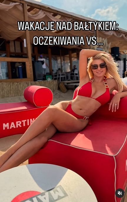 Karolina Pajączkowska descansando en la playa.  Esas opiniones son raras para ella.