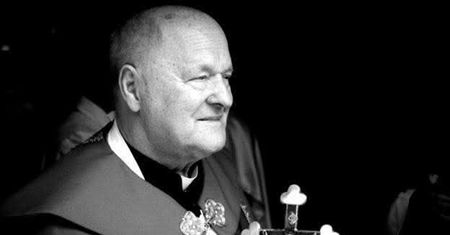 Nie żyje ks. Jan Mrowca. Był honorowym kapelanem Ojca Świętego