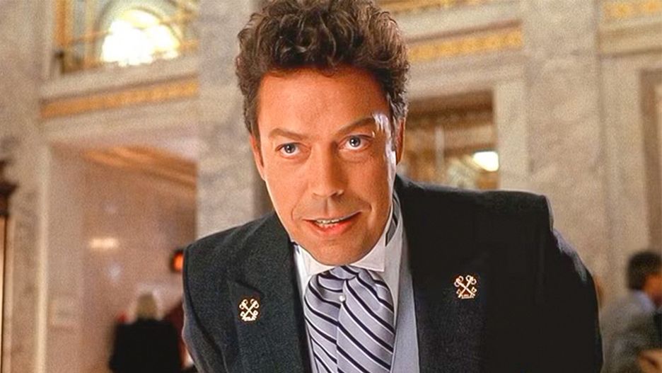 Tim Curry w filmie "Kevin sam w Nowym Jorku"