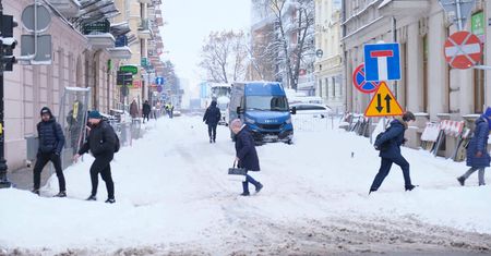 Ulica w centrum Lublina zamknięta dla ruchu na dłużej. Miasto: „Wykonawca prac wystąpił o przedłużenie terminu”