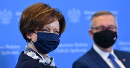 Rząd szykuje zmianę ws. umów zleceń. "Pracodawcy będą wypychać na samozatrudnienie"