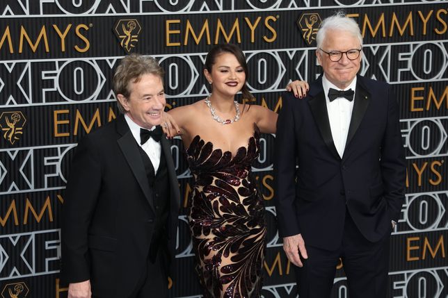 Martin Short, Selena Gomez i Steve Martin na gali wręczenia Primetime Emmy Awards