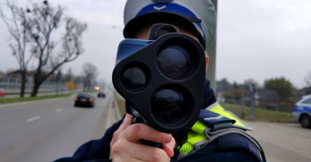 Pan Andrzej zobaczył, że policja "suszy". Ośmielił się zwrócić im uwagę