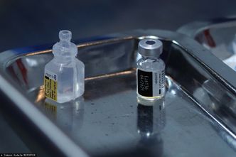 Nawet 15 euro za dawkę szczepionki. "Oszacowanie zysków koncernów praktycznie niemożliwe"