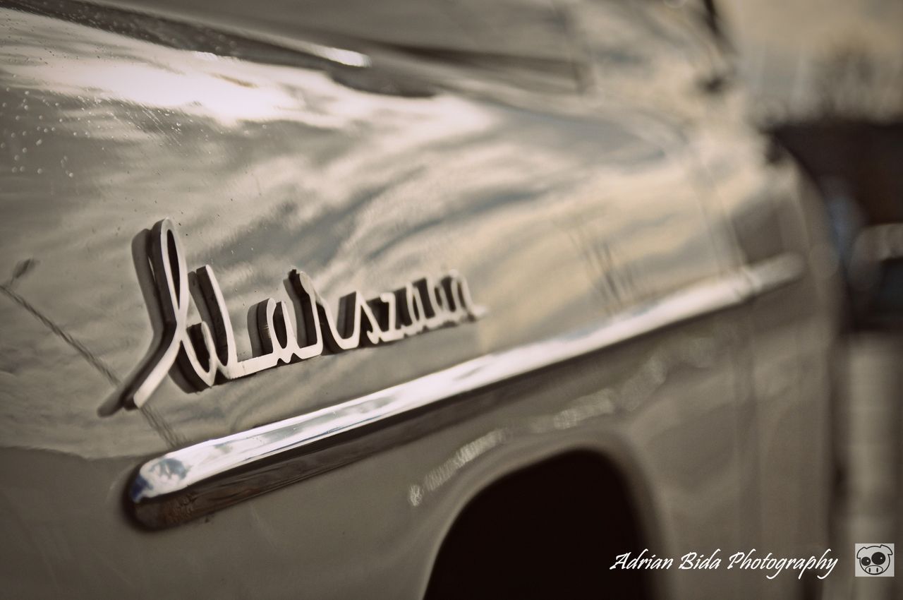 Youngtimer Warsaw 2013 - piękno tkwi w szczegółach