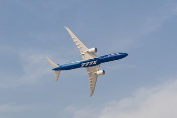 Emirates rezygnuje z tych Boeingów 777X. Są nowe i wymagają napraw