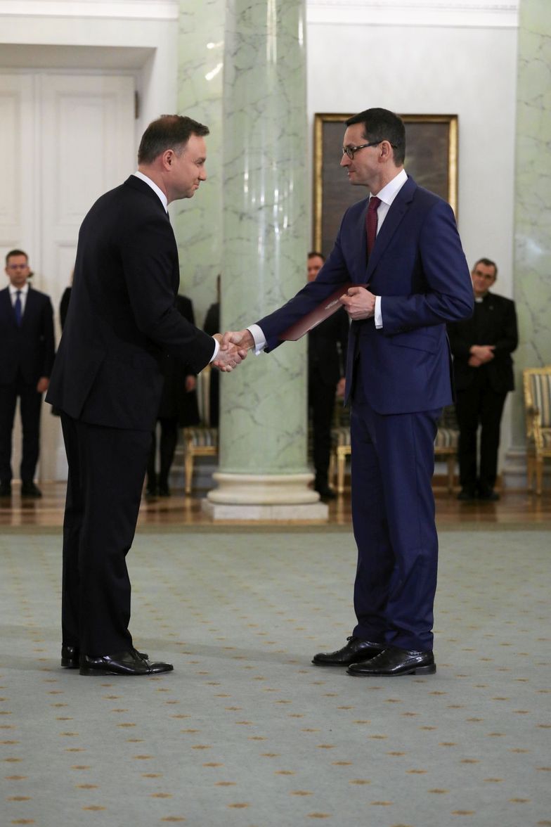 Prezydent i premier uzgadniali rekonstrukcję do ostatniej chwili?