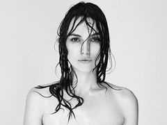 Keira Knightley topless!