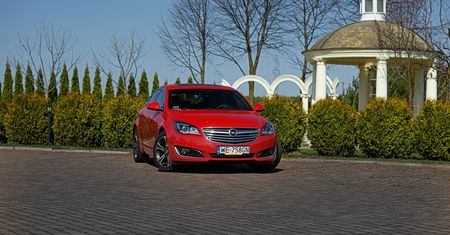 Opel Insignia BiTurbo OPC Line - test