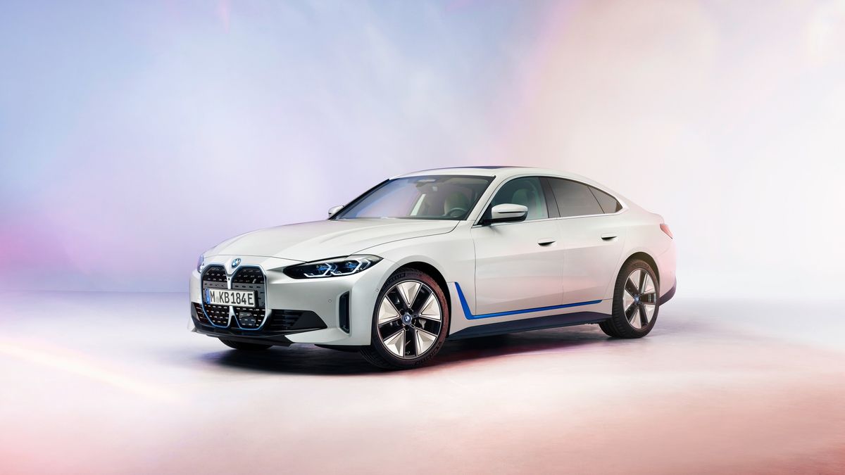 BMW i4 wygląda zaskakująco zwyczajnie. Oczywiście to nie wada.
