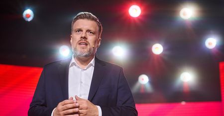 Mocny głos z Lewicy ws. atomu. "Będziemy bardzo twardo obstawać"