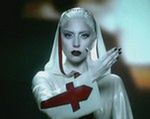 Lady Gaga w Luwrze. Piosenkarka na obrazach słynnego malarza