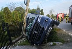 Roztrzaskał się o słup. Dramatyczny wypadek w Lubelskim