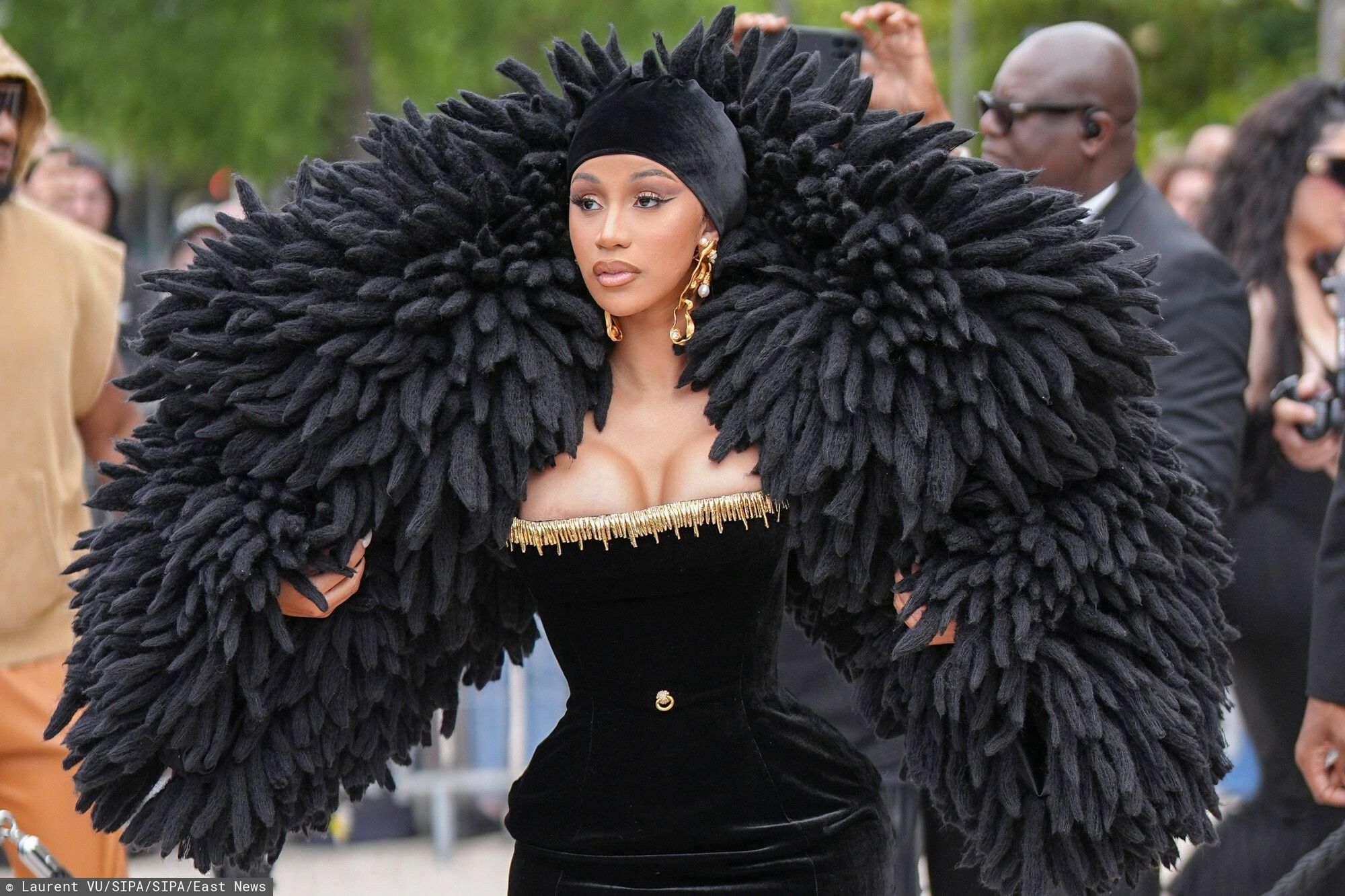 Cardi B w drodze na pokaz Schiaparelli 