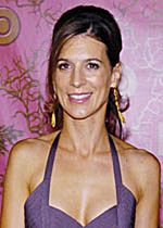 Perrey Reeves