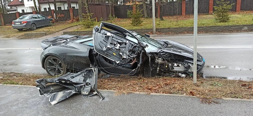 McLaren 720S został rozbity w Otwocku