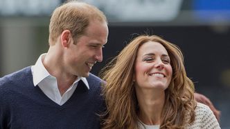 Kate i William pozują do ROCZNICOWYCH ZDJĘĆ przed obiektywem fotografa gwiazd