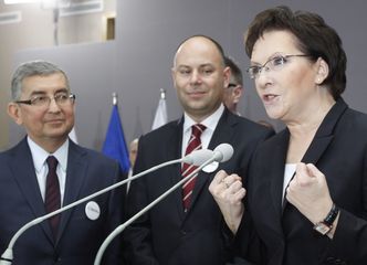 Premier Kopacz pogodzi skłócone partie? Zaprosiła liderów na spotkanie